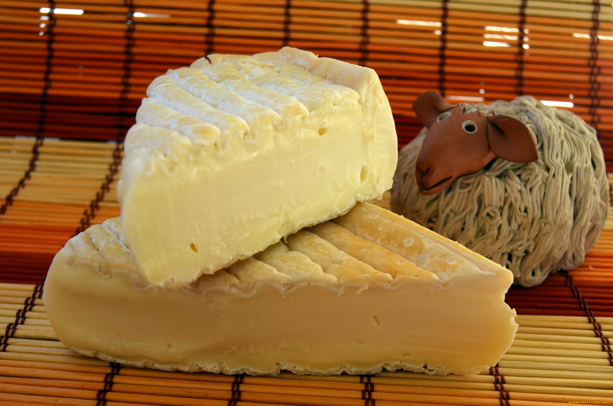 fromage d`affinois de brebis, ,  , 